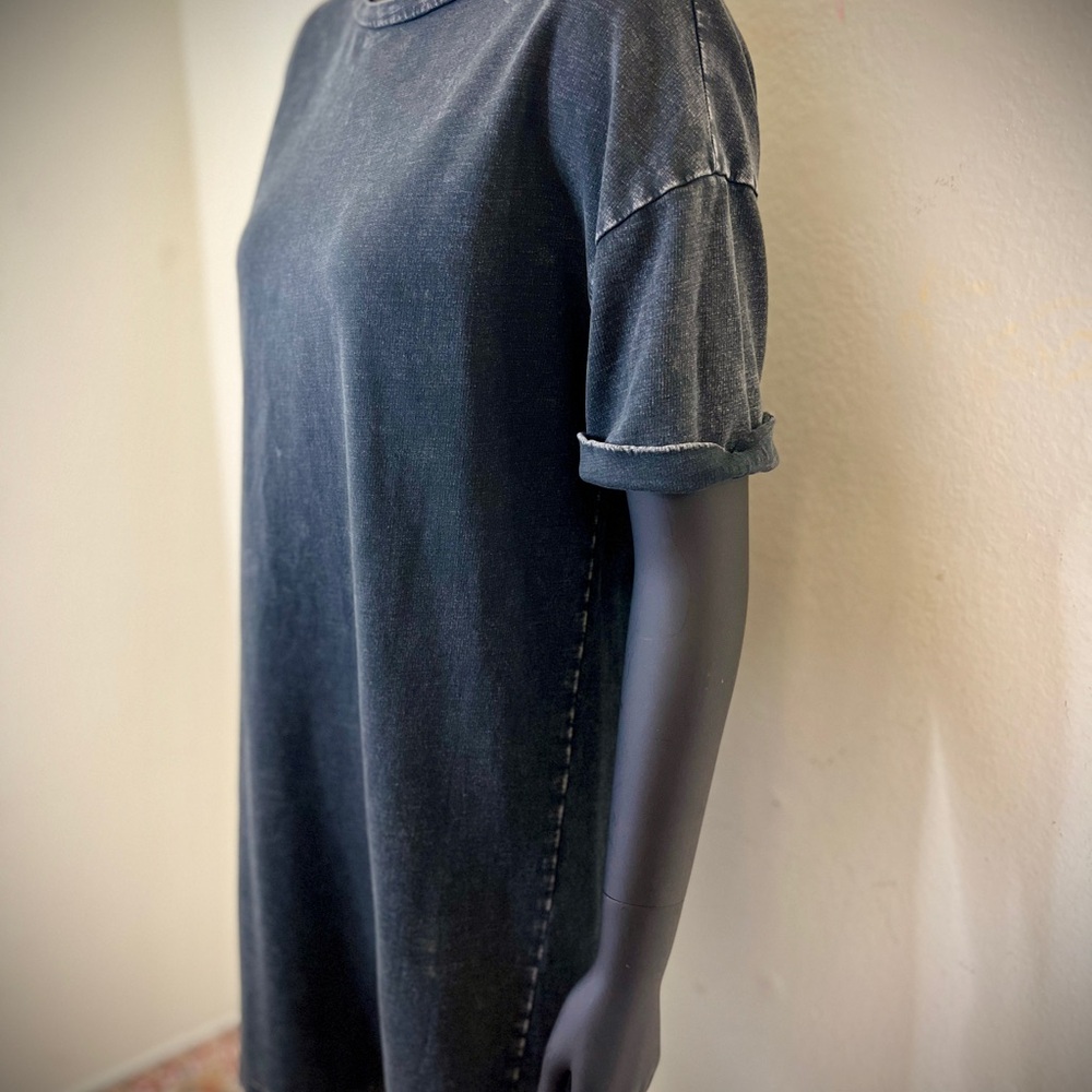 NWOT🌹 Elodie Black Denim T-Shirt Dress